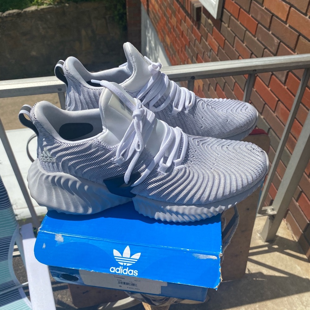 Adidas alpha bounce